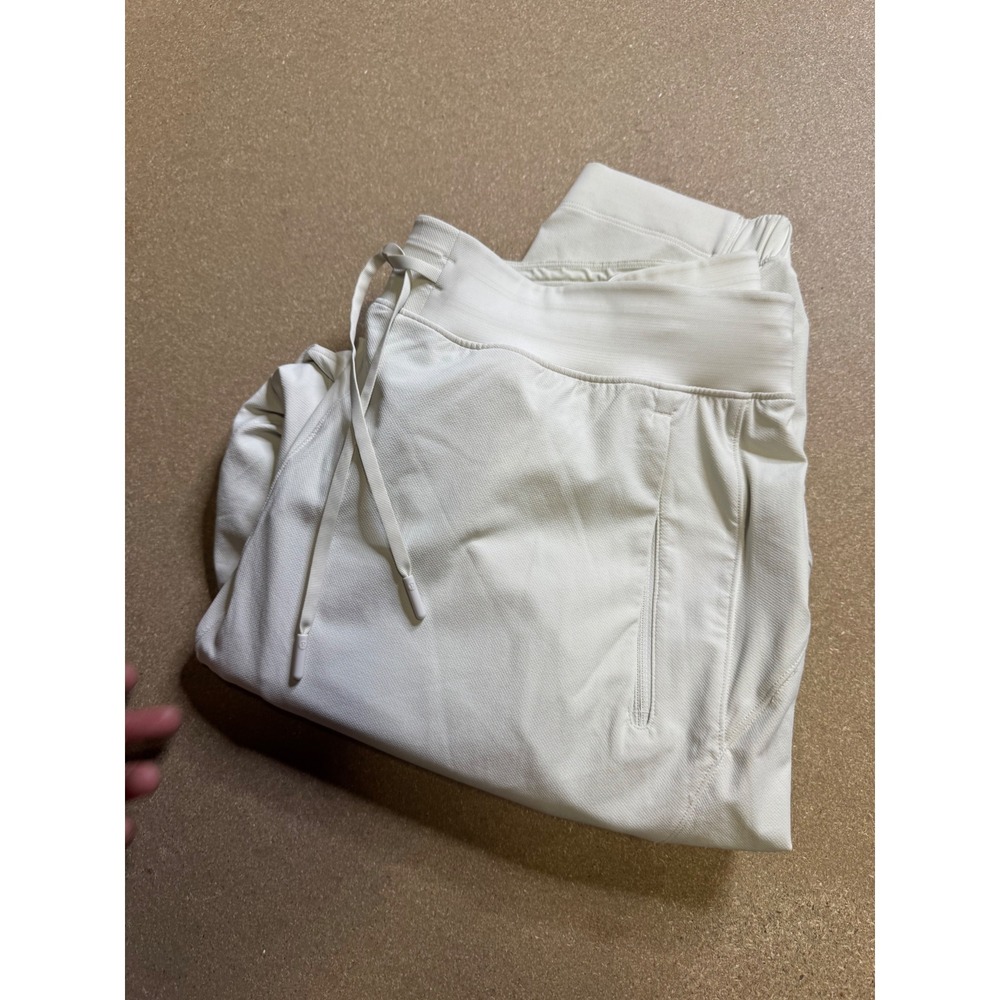 Lululemon‎ License to Train Jogger White Bone LW5FOOS Size 14 Athletic Pants